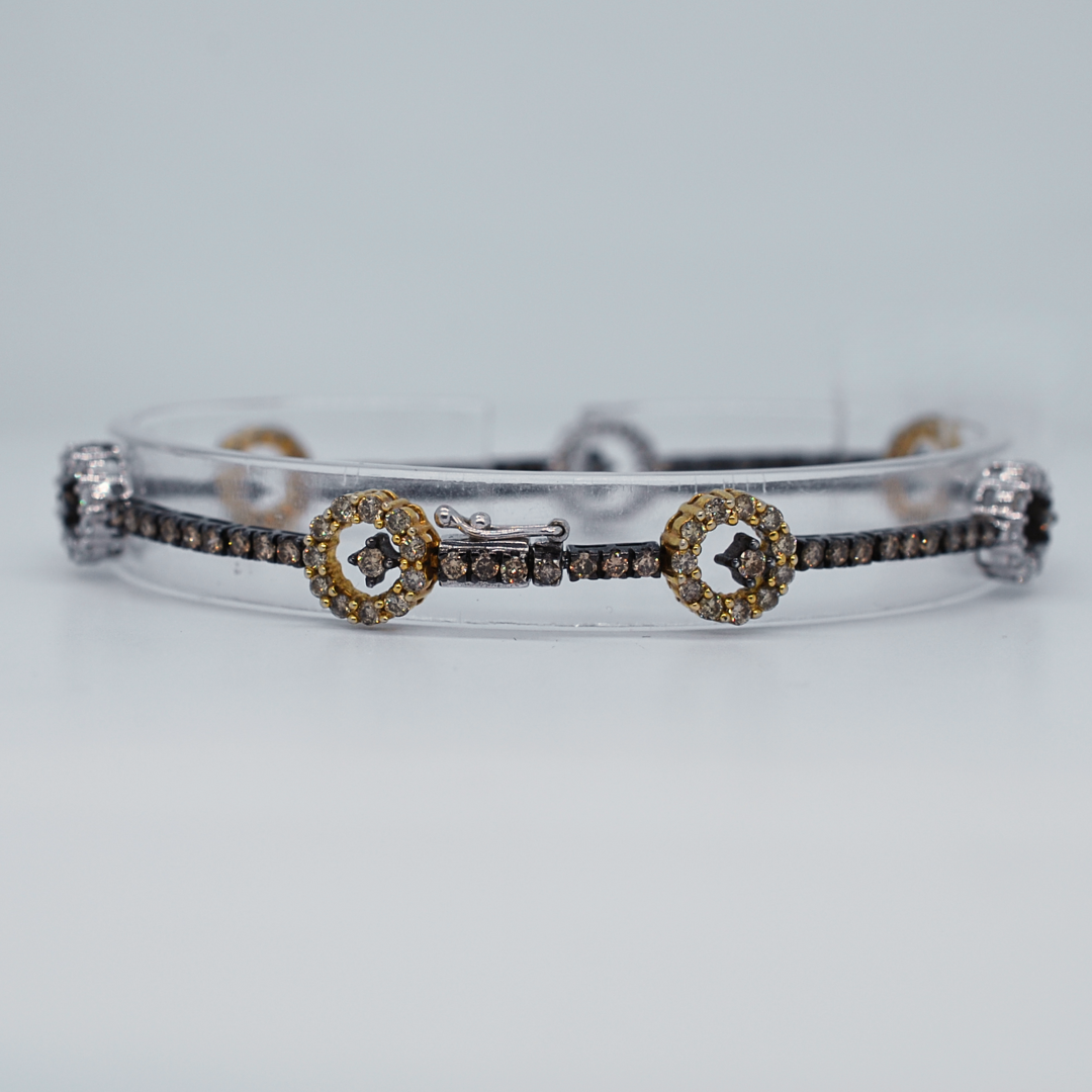 18ct 2/tone diamond bracelet