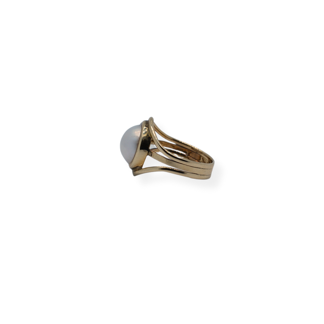 9ct gold Mabe pearl ring