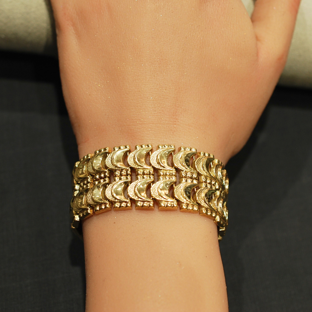 9ct gold bracelet